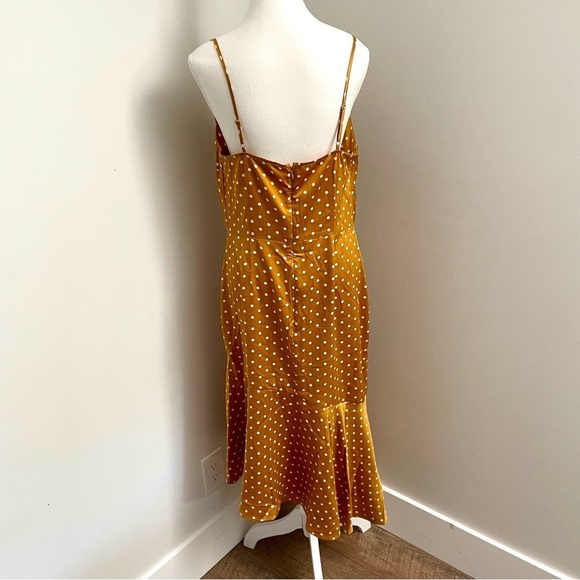 Anthropologie J.O.A Just One Answer Josie Polka Dot Slip Dress Gold Size Large - Picture 8 of 12